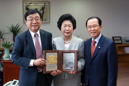 변주선 김광태 기금 협약식 사진